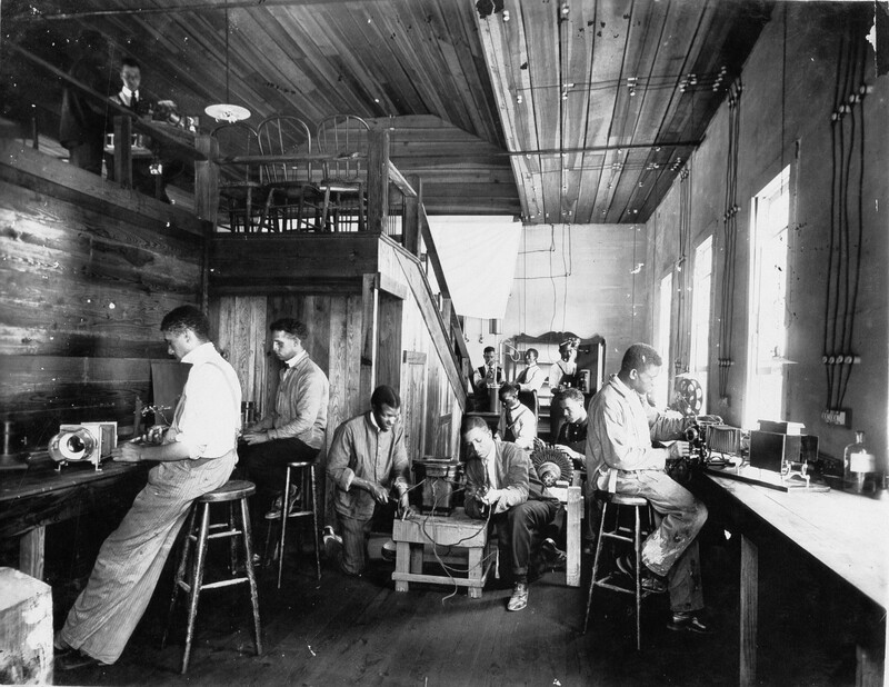 Tuskegee University Mechanical Engineering Class 1920